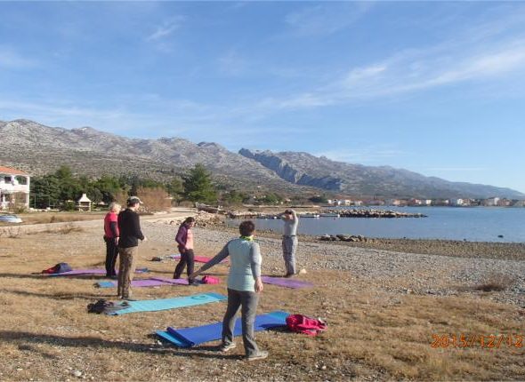 Yoga-trek-Paklenica-adhara-mountain-fit-2