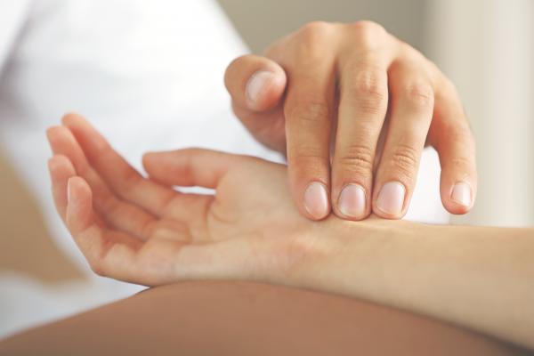 ayu konzultacije adhara